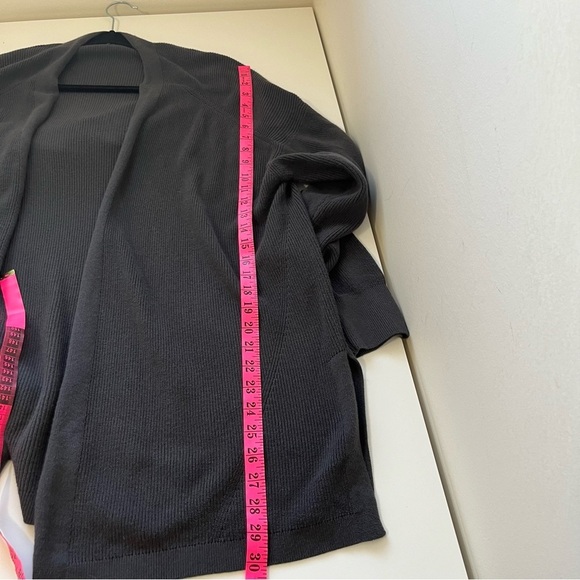 Lululemon Side Slit Sweater Wrap in Graphite Gray Size 10 - Picture 9 of 9